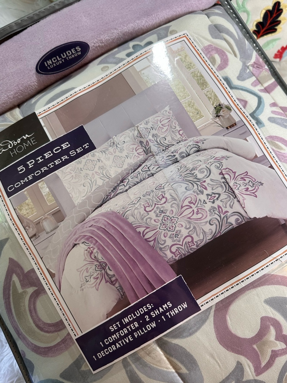 Hudson Home • 5 Piece Comforter Set includes 2 Pillowcases Accent Pillow & Throw